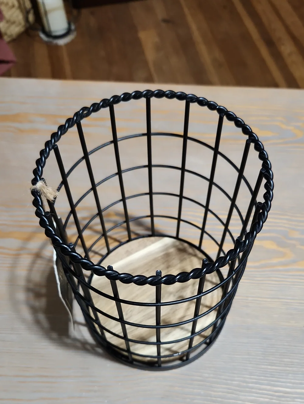 Bombay Utensil Holder